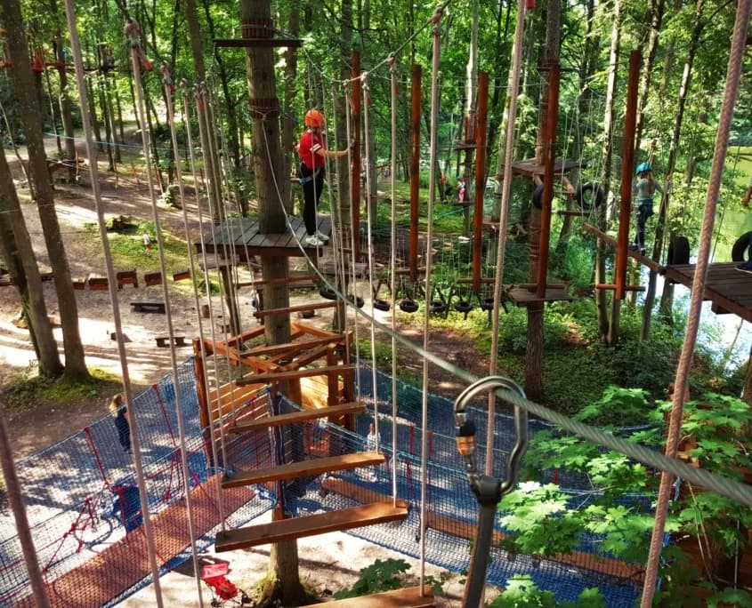Park linowy Giżycko - emocjonujące atrakcje i wyjątkowe doświadczenia