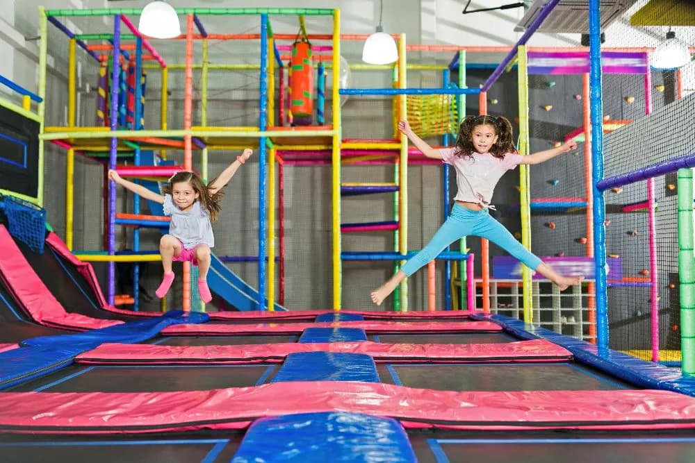 Jak otworzyć plac zabaw dla dzieci - kluczowe kroki i porady