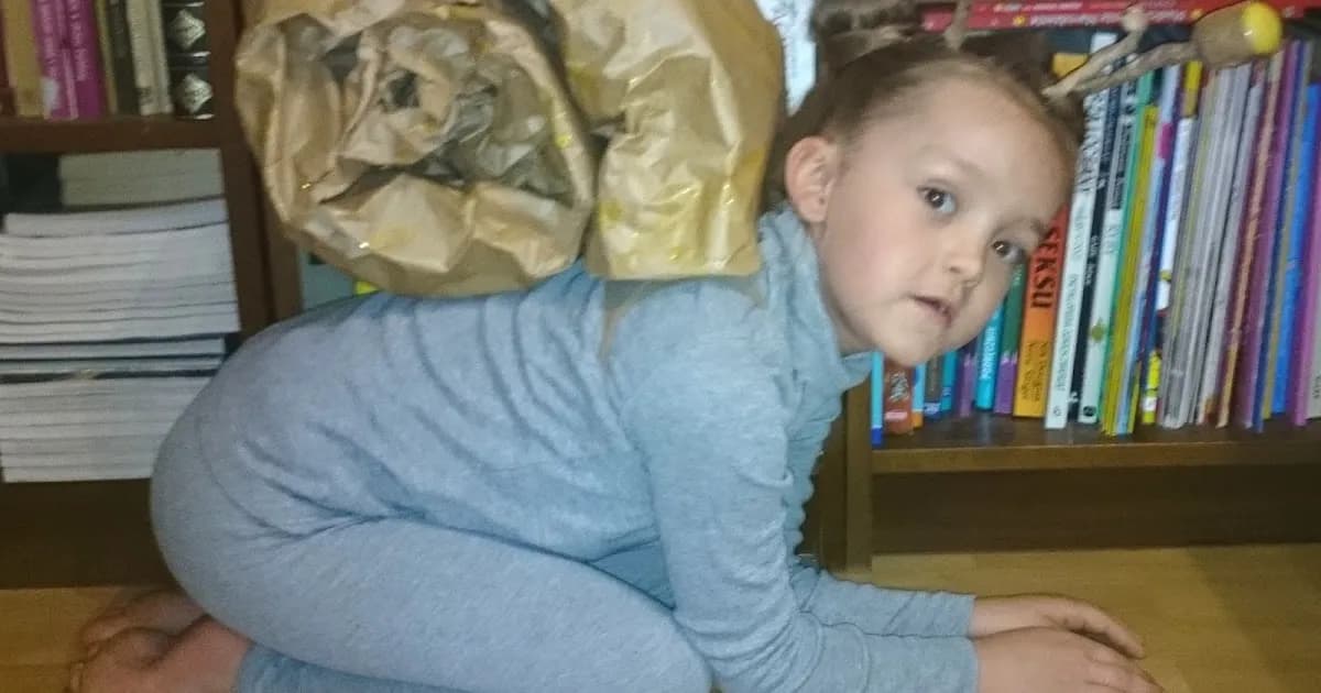 Jak zrobić strój ślimaka - proste kroki i materiały do stworzenia kostiumu